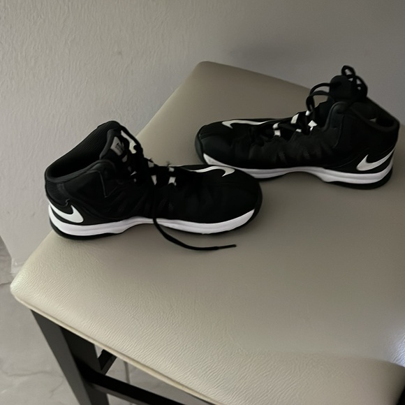 Nike Airmax Stutter step 2 5y - Picture 5 of 6